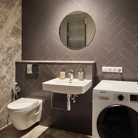 Apartment Days - Stylish With Terrace - Parking - Quiet Area Prague