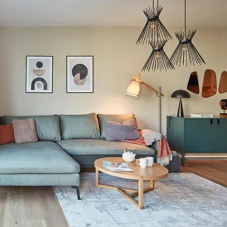 Apartment Days - Stylish With Terrace - Parking - Quiet Area