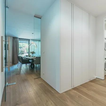 Days - Stylish With Terrace - Parking - Quiet Area