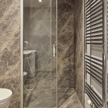 Apartament Days - Stylish With Terrace - Parking - Quiet Area *