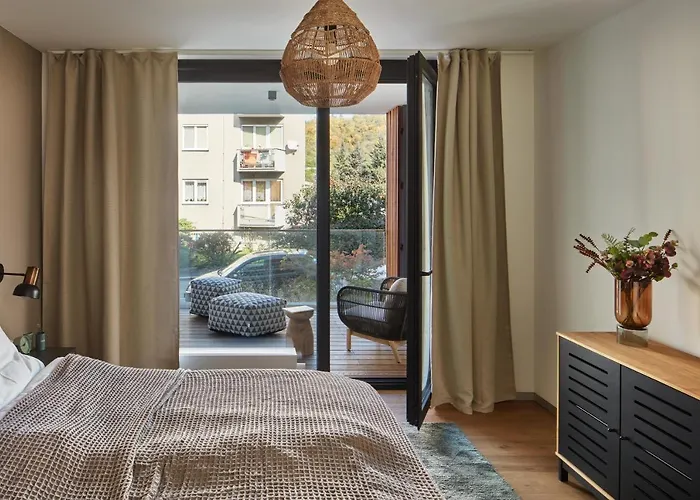 Days - Stylish With Terrace - Parking - Quiet Area Prag