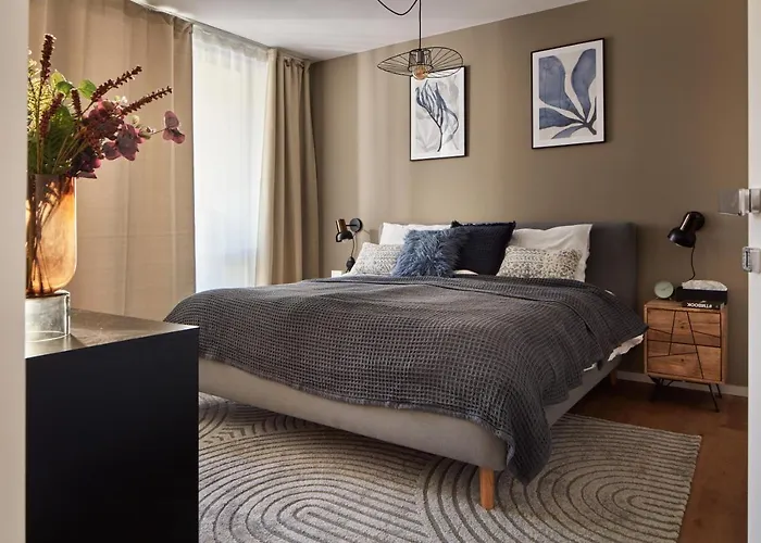 Days - Stylish With Terrace - Parking - Quiet Area Lejlighed