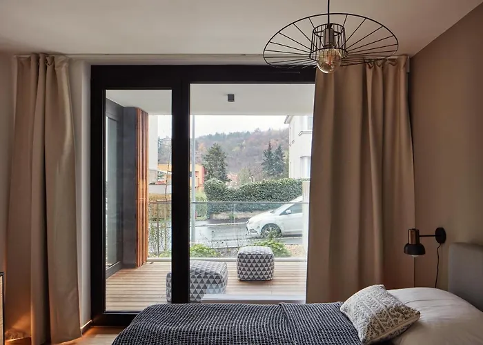 Days - Stylish With Terrace - Parking - Quiet Area