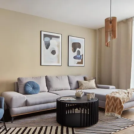 شقة Days - Stylish With Terrace - Parking - Quiet Area براغ